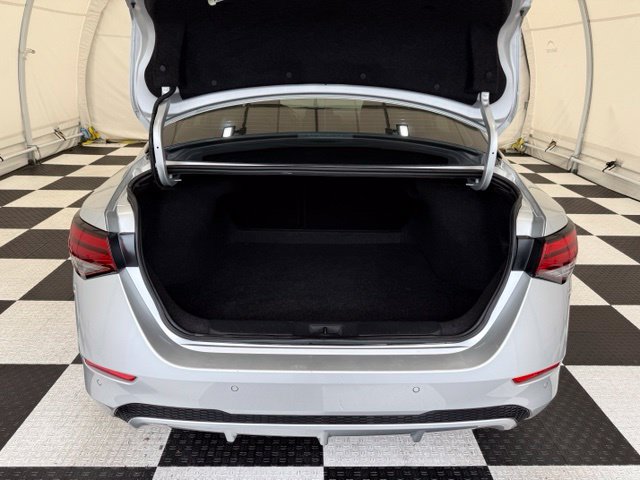 Used 2023 Nissan Sentra SV FWD image 4