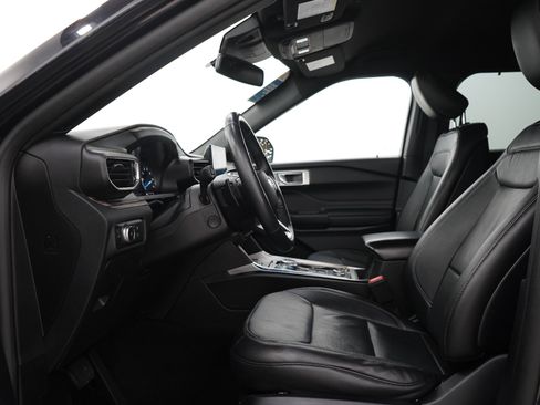 Used 2020 Ford Explorer Limited AWD/4WD image 25