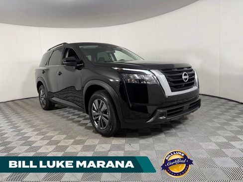 Used 2025 Nissan Pathfinder SV FWD image 1