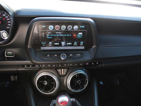 Used 2018 Chevrolet Camaro SS RWD image 28