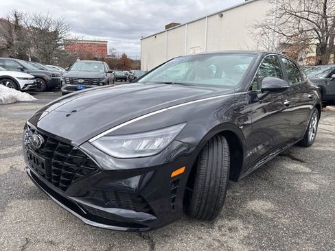 Certified 2023 Hyundai Sonata SEL w/ Convenience Package image 3