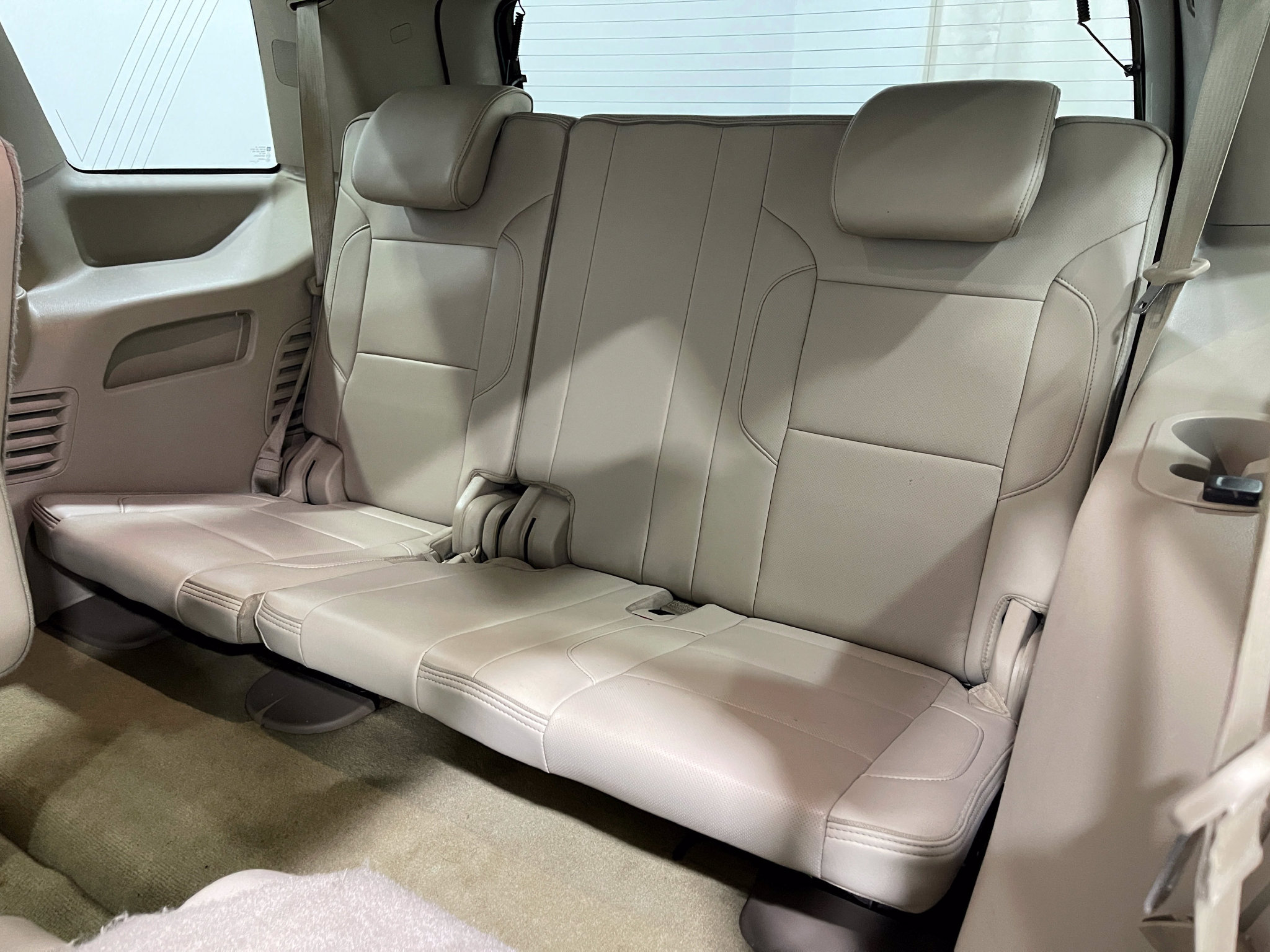 Used 2016 GMC Yukon Denali w/ Open Road Package AWD/4WD image 32