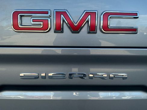 Used 2024 GMC Sierra 1500 SLE image 20