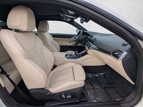 Used 2023 BMW 430i Coupe w/ M Sport Package image 21