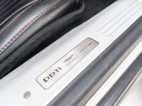 Used 2018 Aston Martin DB11 V12 image 71