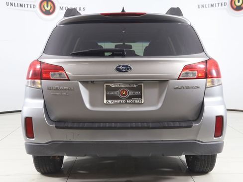 Used 2011 Subaru Outback 2.5i Limited w/ PWR Moonroof Pkg image 39