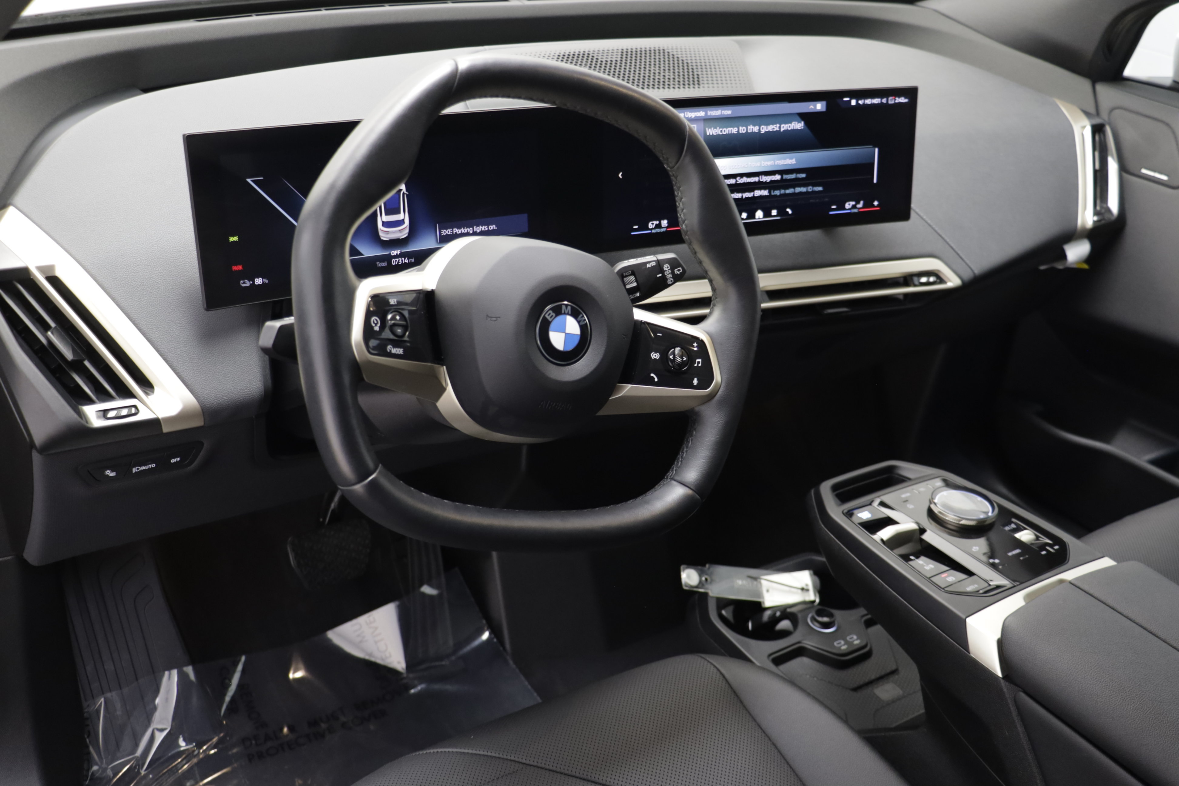 Used 2026 BMW iX xDrive60 AWD/4WD image 6