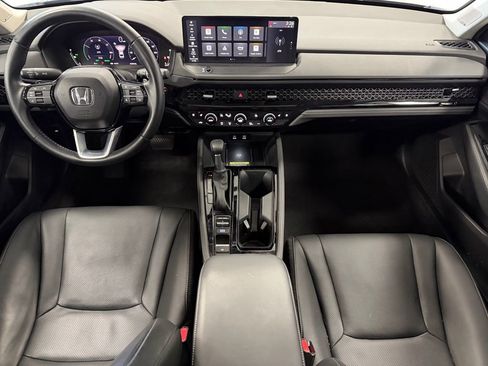Used 2024 Honda Accord Touring image 15