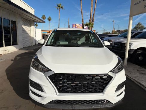 Used 2019 Hyundai Tucson SE image 3