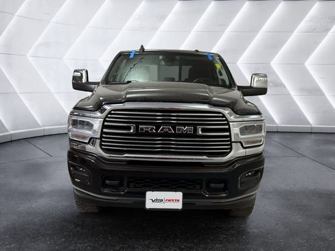 Used 2024 RAM 2500 Laramie image 2