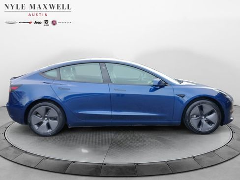 Used 2023 Tesla Model 3 Standard Range image 16