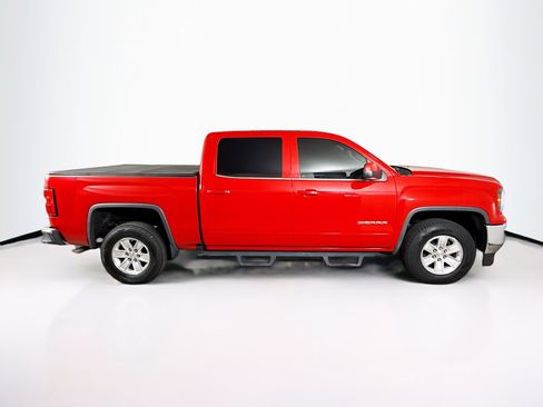 Used 2018 GMC Sierra 1500 SLE image 2
