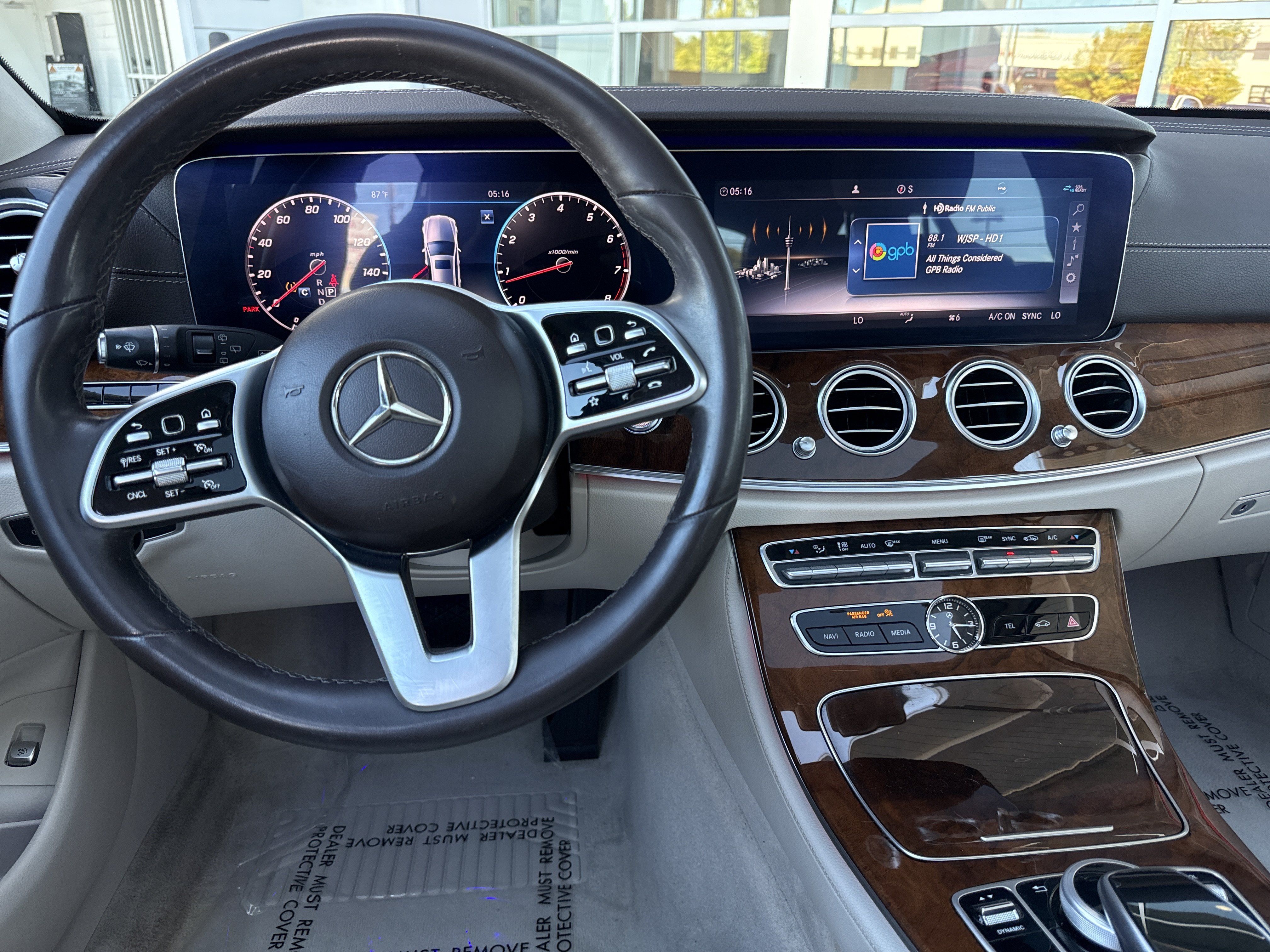 Certified 2020 Mercedes-Benz E 450 4MATIC Wagon image 30