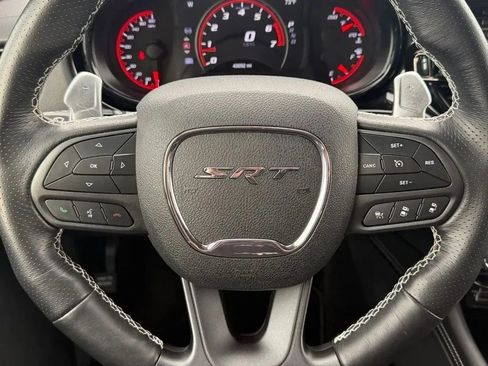 Used 2022 Dodge Durango SRT w/ Technology Group AWD/4WD image 15