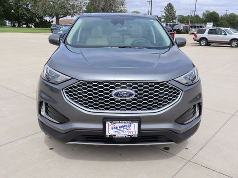 Used 2024 Ford Edge SEL w/ Convenience Package AWD/4WD image 2