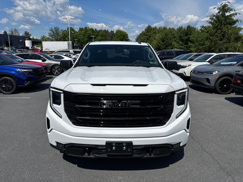 Used 2023 GMC Sierra 1500 Elevation w/ LPO, Elevation Black Package AWD/4WD image 23