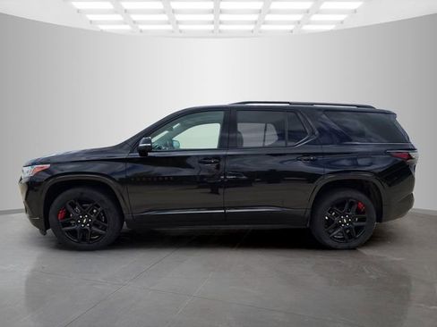 Used 2021 Chevrolet Traverse Premier w/ Redline Edition AWD/4WD image 7