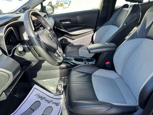 Used 2025 Toyota Corolla XSE image 13