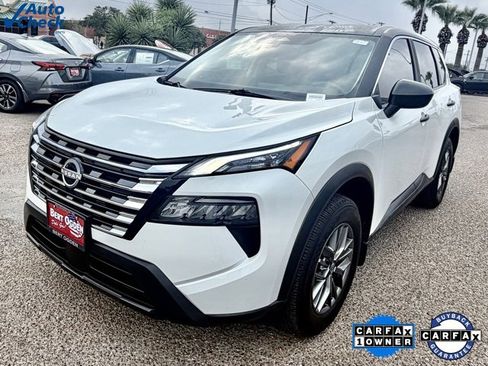 Certified 2025 Nissan Rogue S image 3