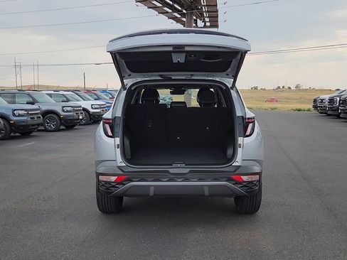 Used 2023 Hyundai Tucson Limited AWD/4WD image 19