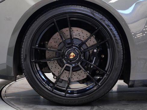 Used 2022 Porsche 911 Targa 4 GTS image 10