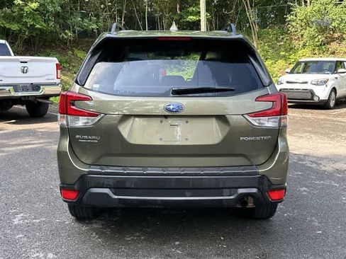 Certified 2023 Subaru Forester Premium AWD/4WD image 4