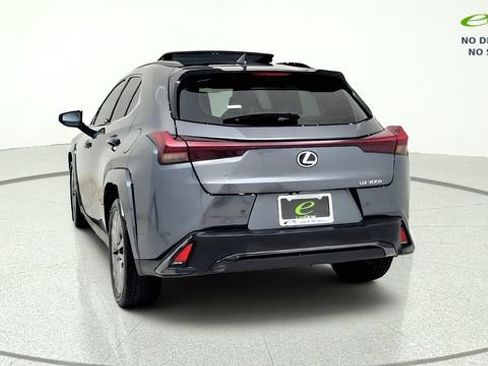 Used 2025 Lexus UX 300h FWD image 7