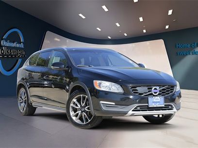 Used 2017 Volvo V60 T5 Cross Country w/ Convenience Package