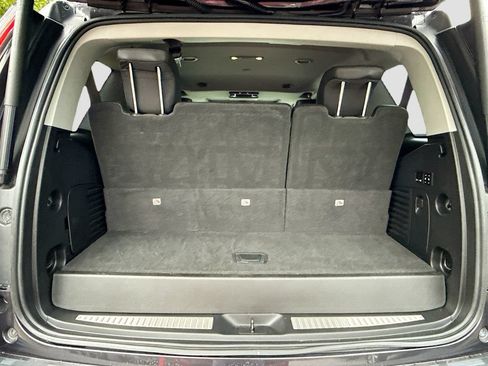 Used 2018 Cadillac Escalade Premium Luxury AWD/4WD image 29