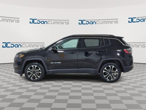Used 2022 Jeep Compass Limited AWD/4WD image 5