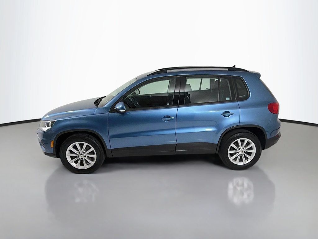 Used 2017 Volkswagen Tiguan Limited w/ Premium Package AWD/4WD image 4