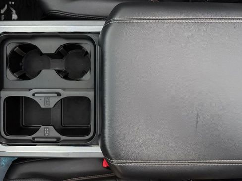 Used 2023 Ford F350 Lariat w/ Chrome Package image 39