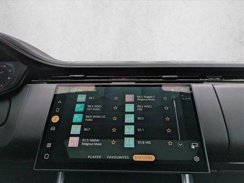 Certified 2023 Land Rover Range Rover SE image 13