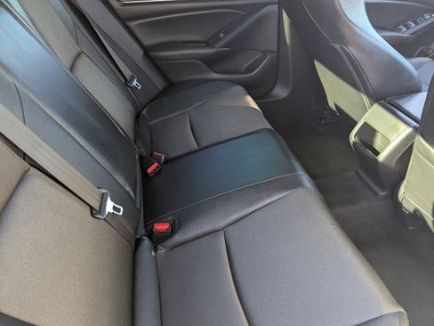 Used 2019 Honda Accord Sport image 14