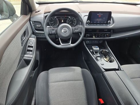Used 2021 Nissan Rogue S FWD image 17