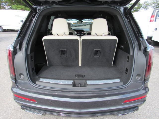 Used 2023 Cadillac XT6 Sport AWD/4WD image 33