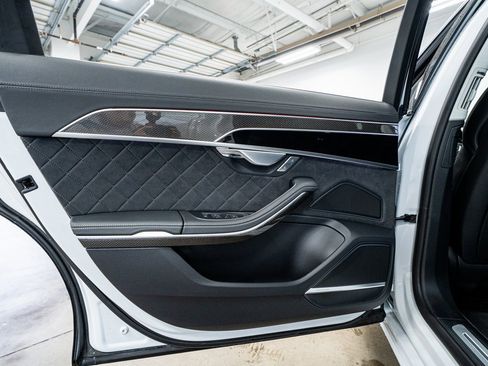 Used 2023 Audi S8 image 51