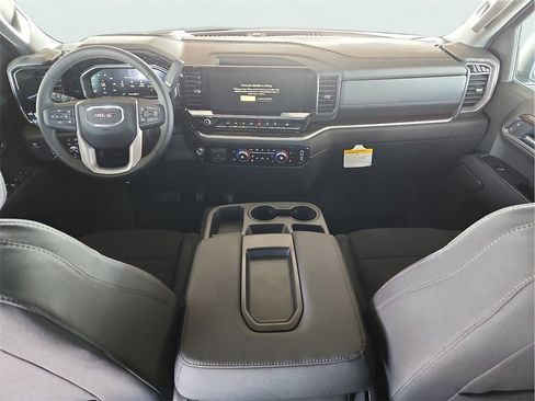 New 2026 GMC Sierra 1500 SLE image 13