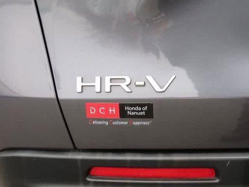 Certified 2023 Honda HR-V LX image 7
