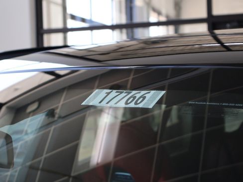 New 2025 BMW X5 M Competition w/ Executive Package image 28