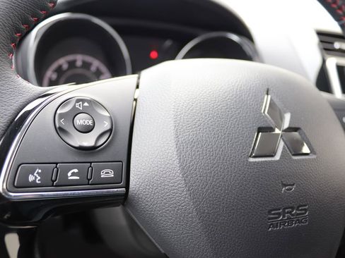 Used 2025 Mitsubishi Outlander Sport LE image 25