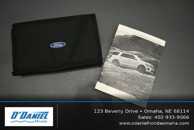 Used 2019 Ford Expedition XLT w/ Equipment Group 202A AWD/4WD image 44
