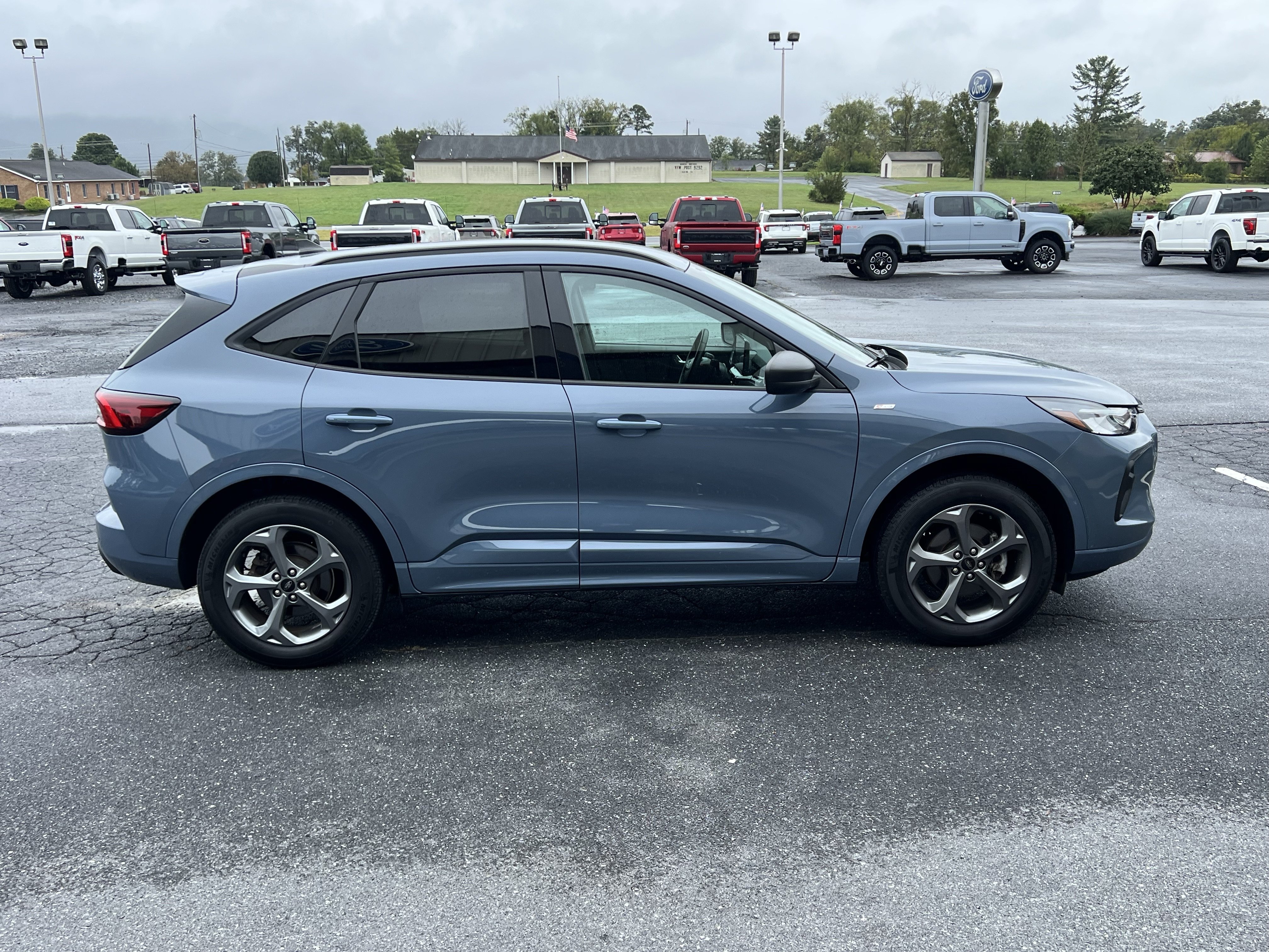 Used 2024 Ford Escape ST-Line w/ Tech Pack #1 AWD/4WD image 5