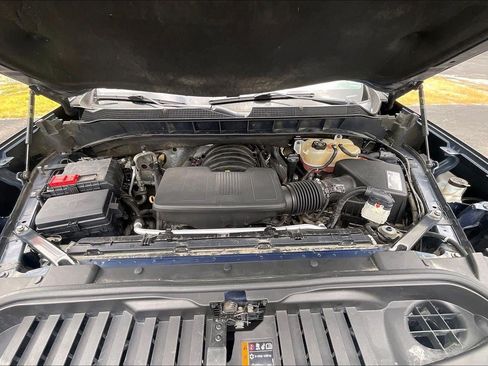 Used 2019 Chevrolet Silverado 1500 LTZ w/ LTZ Premium Package AWD/4WD image 10