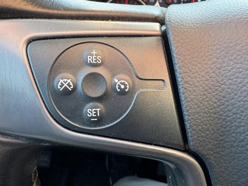 Used 2015 GMC Sierra 1500 SLE image 17