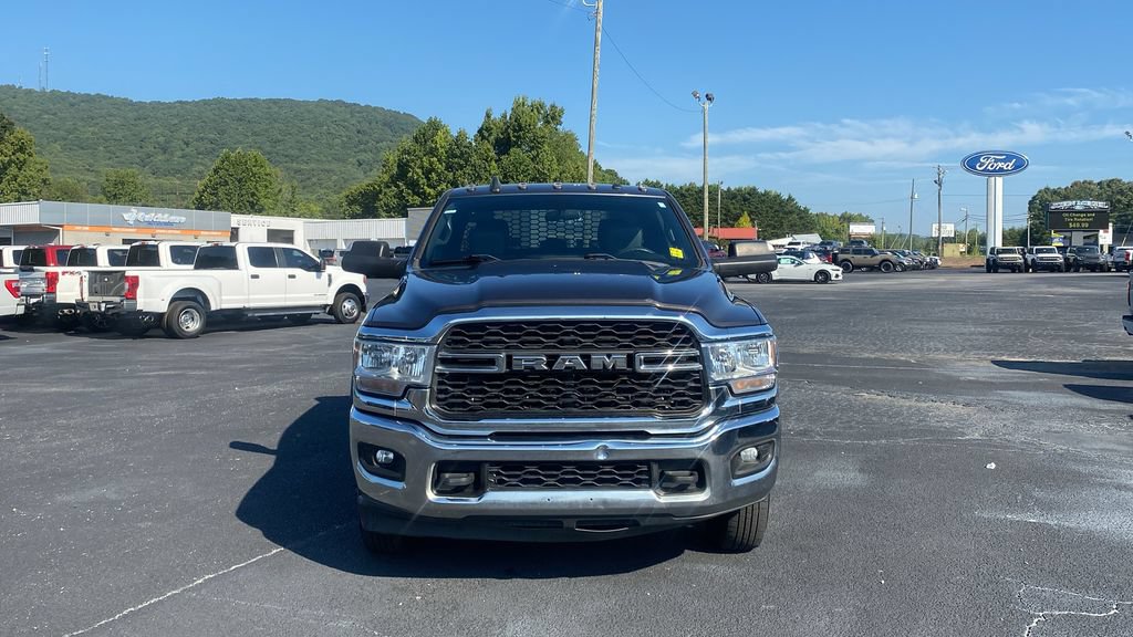 Used 2021 RAM 3500 Tradesman w/ Chrome Appearance Group AWD/4WD image 2