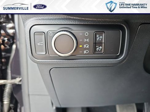 New 2026 Ford Explorer Active RWD image 32