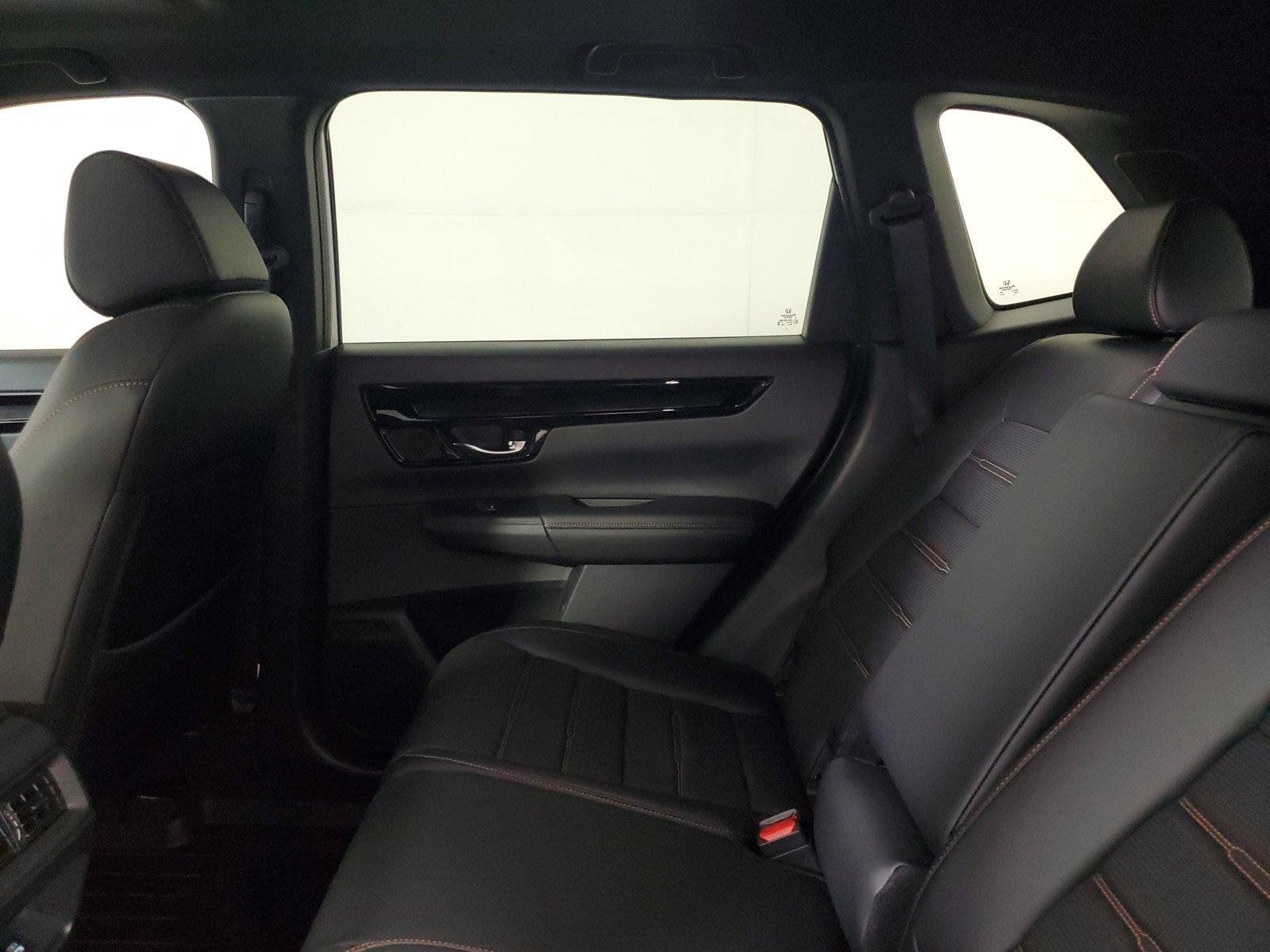 Used 2025 Honda CR-V Sport Touring image 12