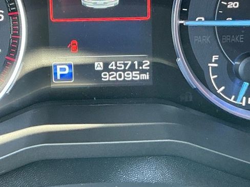Used 2019 Subaru Ascent Limited AWD/4WD image 31