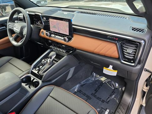 New 2026 GMC Canyon AT4 w/ Technology Plus Package AWD/4WD image 28